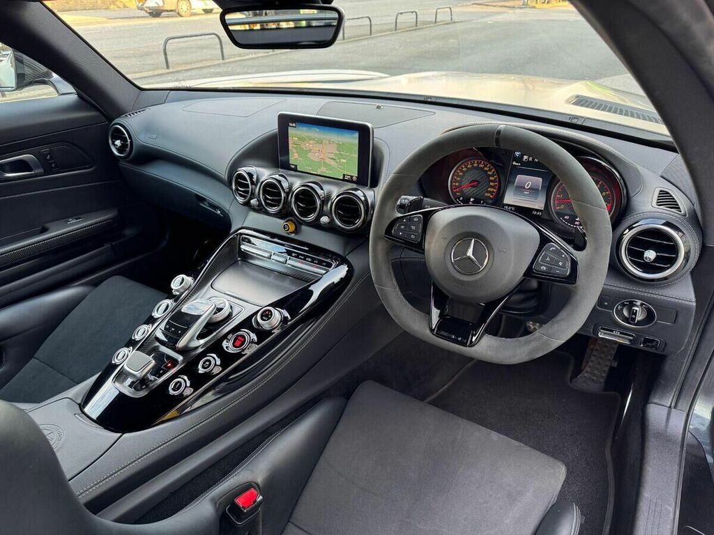 Mercedes-Benz AMG GT Estate White #10