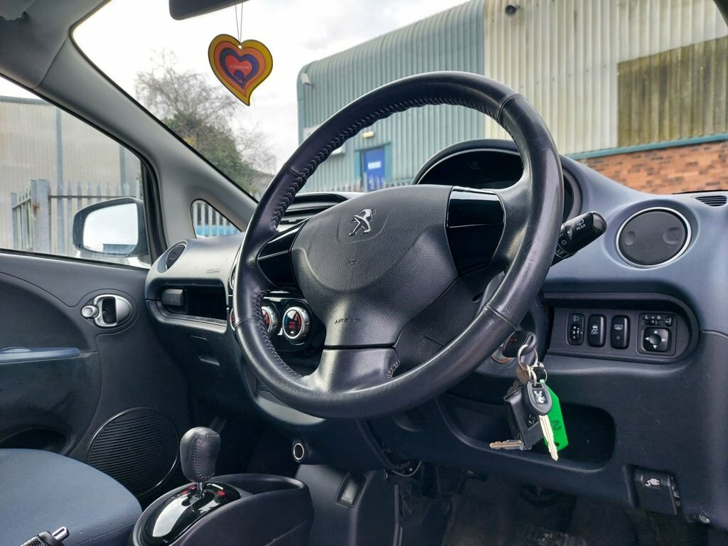 Peugeot ION Auto 5dr Silver #11