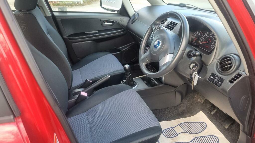 Fiat Sedici 1.6 Dynamic Hatchback Red #9