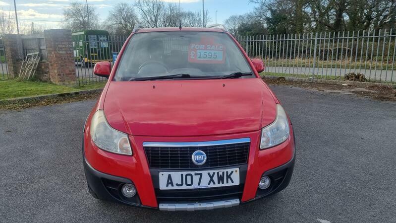 Fiat Sedici 1.6 Dynamic Hatchback Red #17