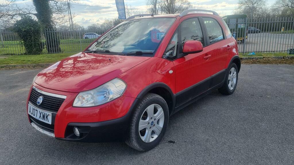 Fiat Sedici 1.6 Dynamic Hatchback Red #6
