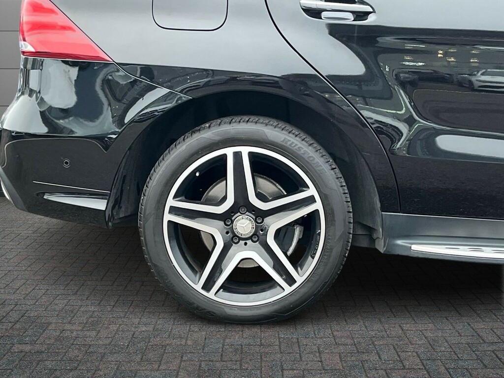 Mercedes-Benz M Class Se Technology Tdi White #7