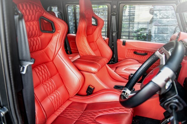 Land Rover Defender 110 Td6 Hse Black #2