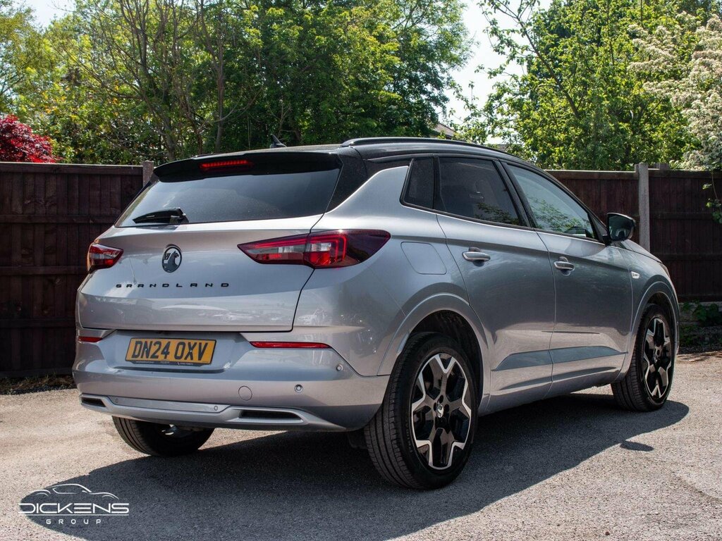 Vauxhall Grandland X Suv Black #6
