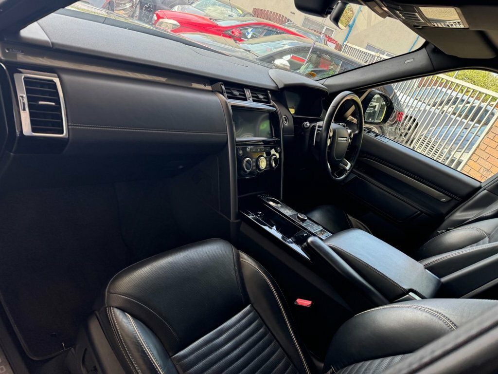 Land Rover Discovery 3L Hse Silver #3