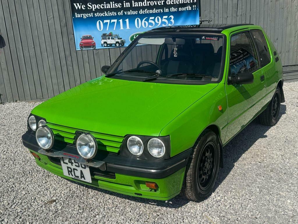 Peugeot 205 Hatchback Green #1