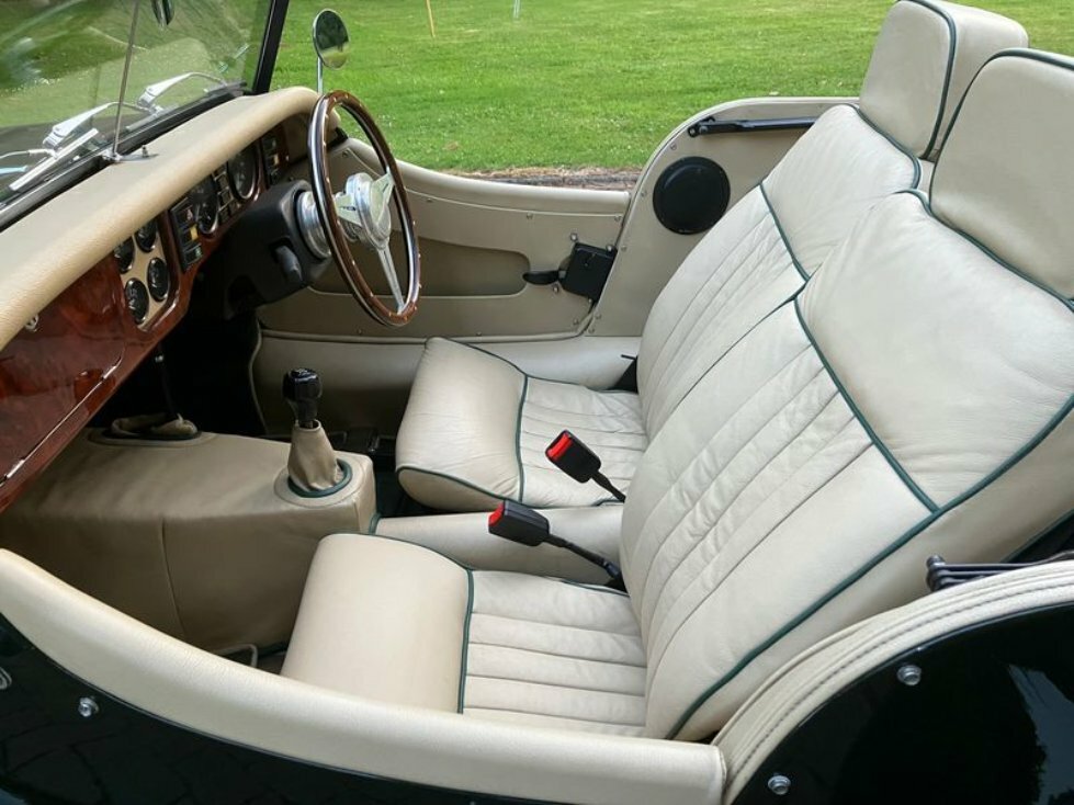 Morgan Plus Eight 3.9 Injection 188 Bhp Green #8