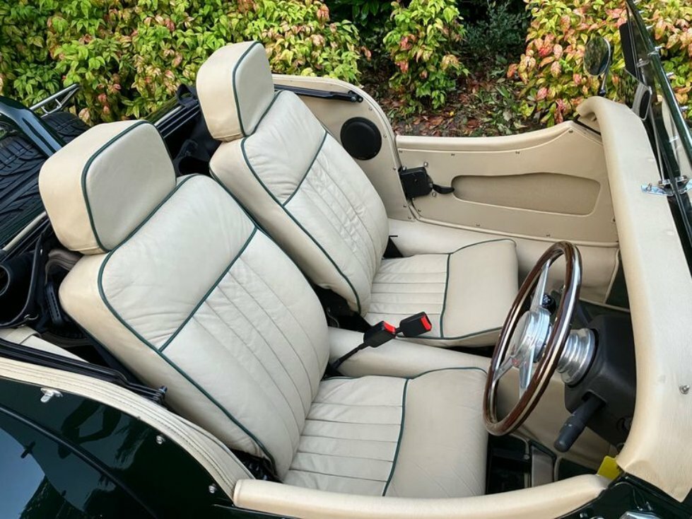 Morgan Plus Eight 3.9 Injection 188 Bhp Green #6