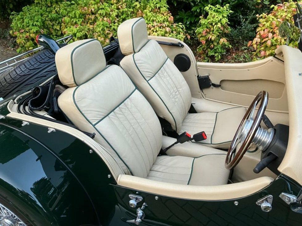 Morgan Plus Eight 3.9 Injection 188 Bhp Green #10