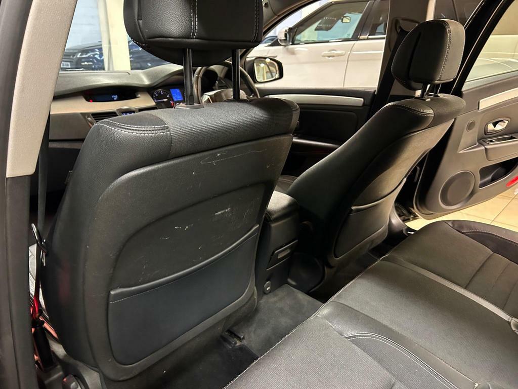 Renault Laguna 2.0 Dci Dynamique Navigation Silver #17