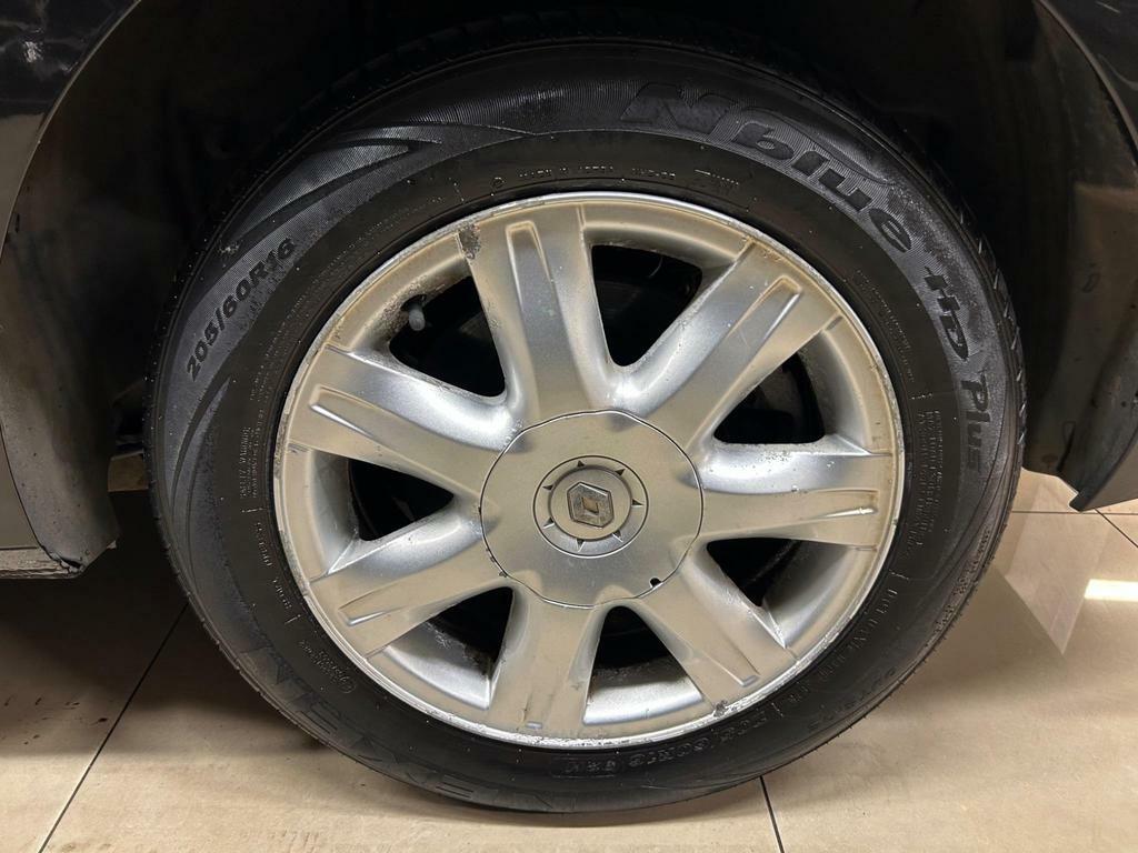 Renault Laguna 2.0 Dci Dynamique Navigation Silver #10