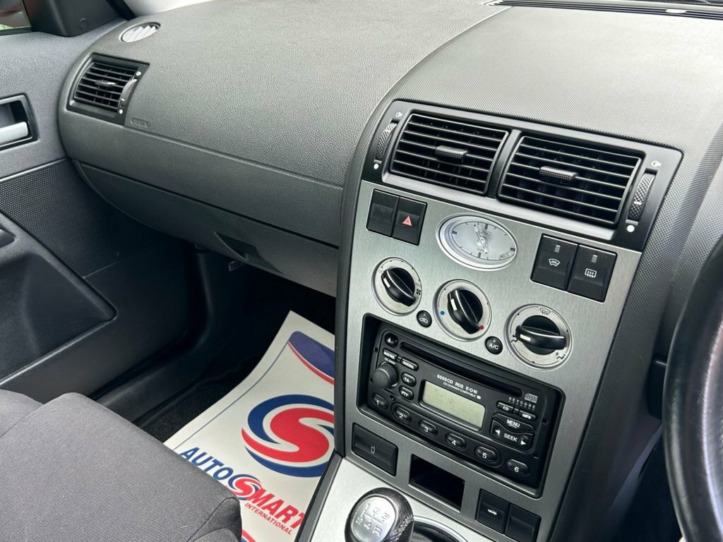 Ford Mondeo 1.8 Verona Blue #12