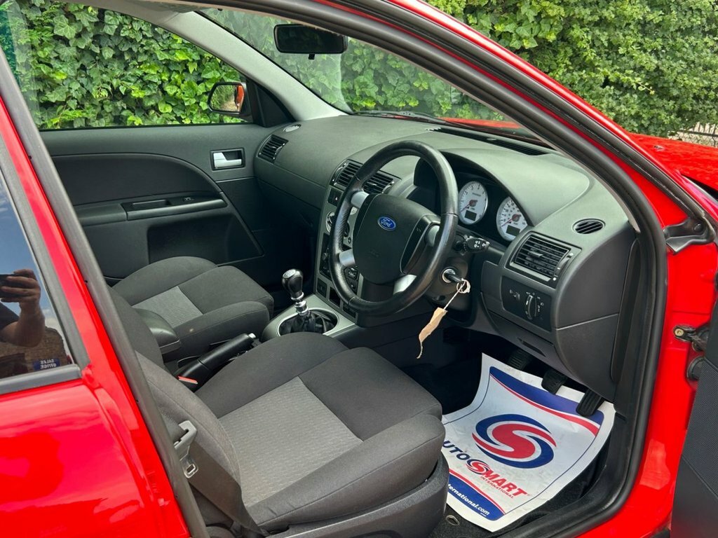 Ford Mondeo 1.8 Verona Blue #11