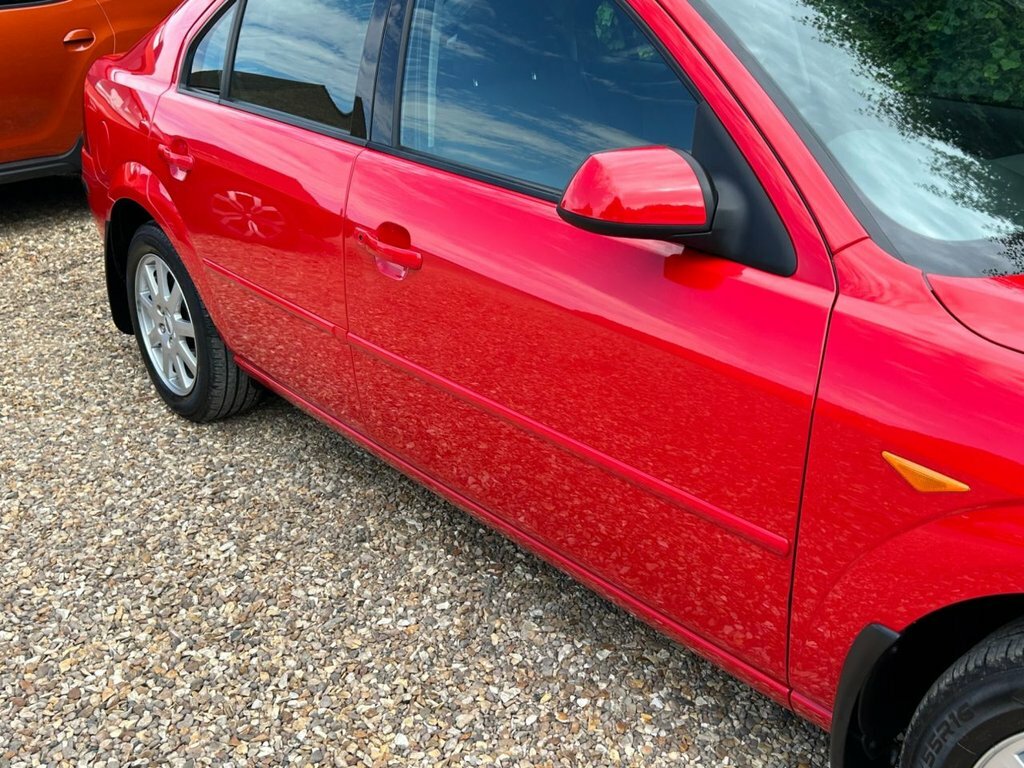 Ford Mondeo 1.8 Verona Blue #59