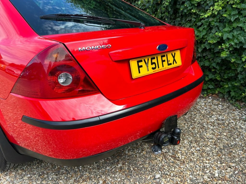 Ford Mondeo 1.8 Verona Blue #47