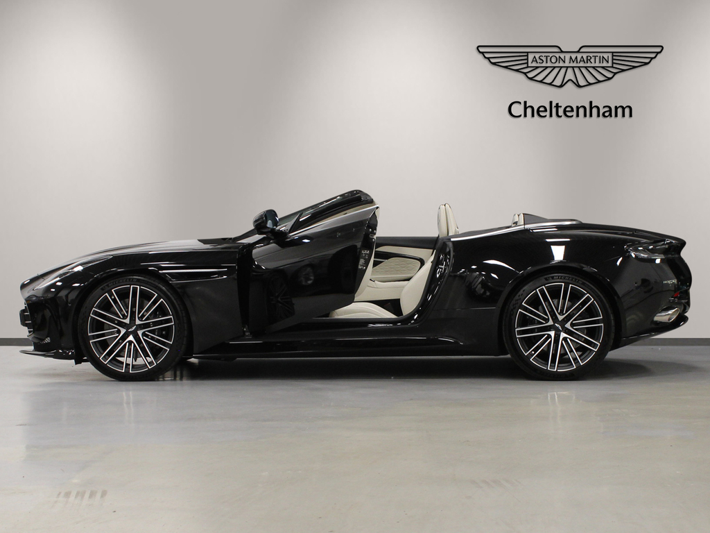 Aston Martin  Volante Green #32