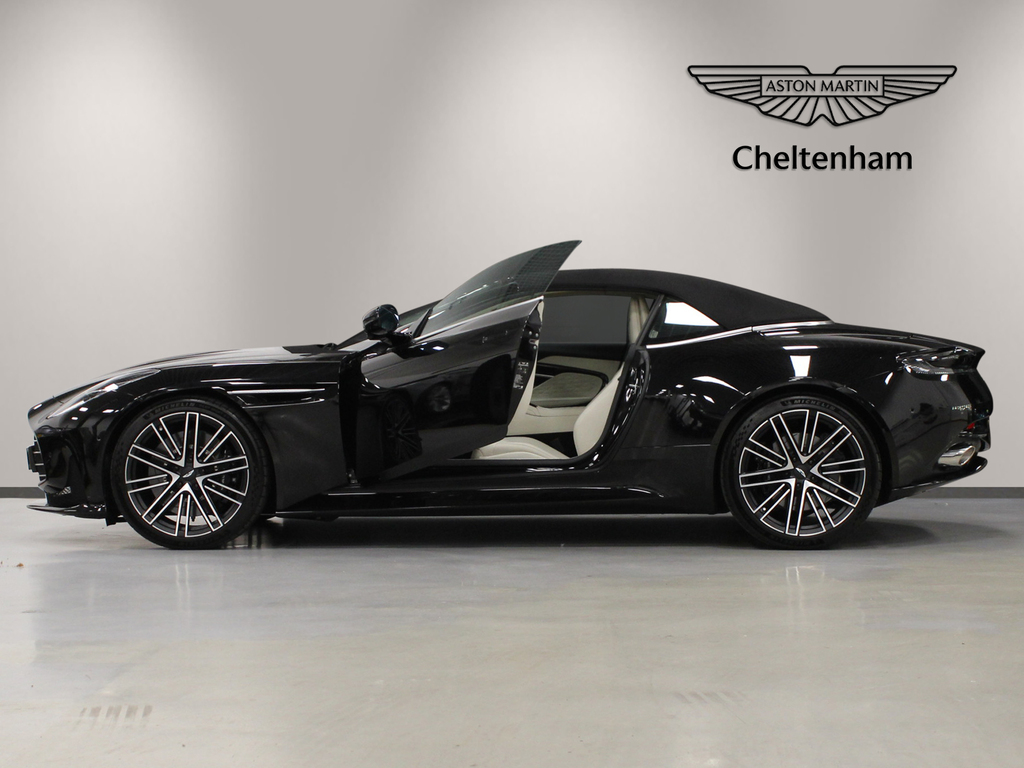Aston Martin  Volante Green #31