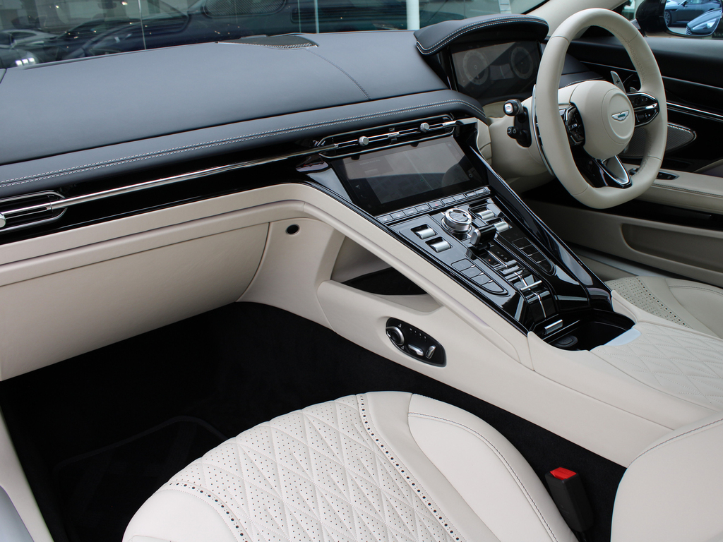 Aston Martin  Volante Green #18