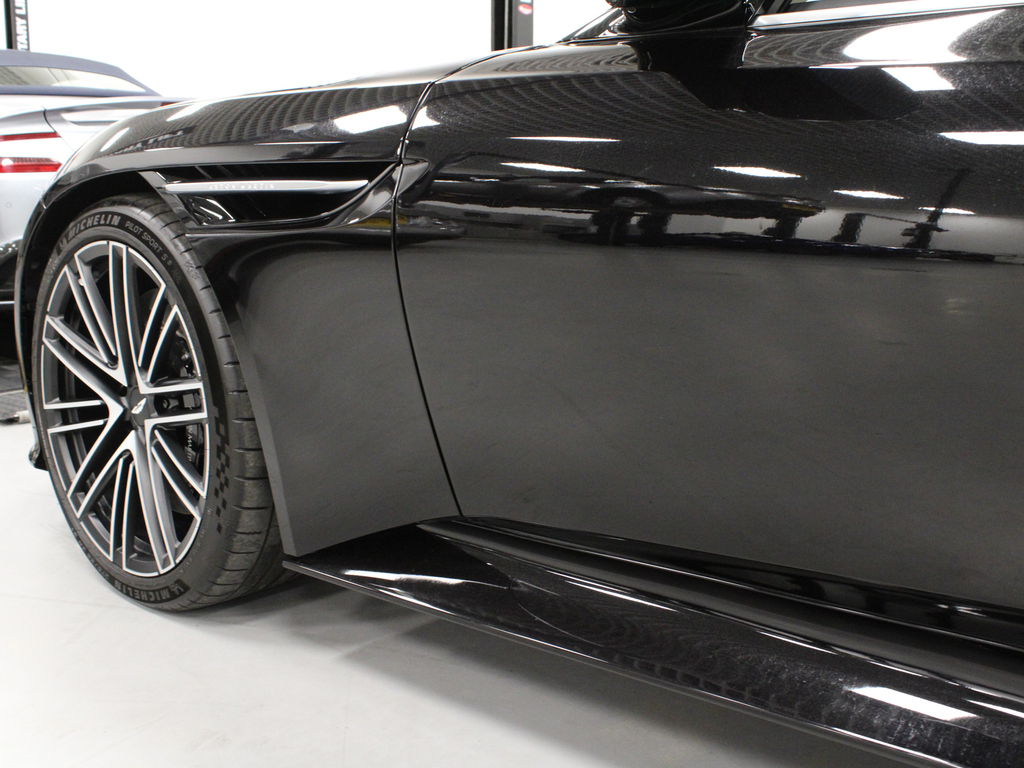 Aston Martin  Volante Green #26