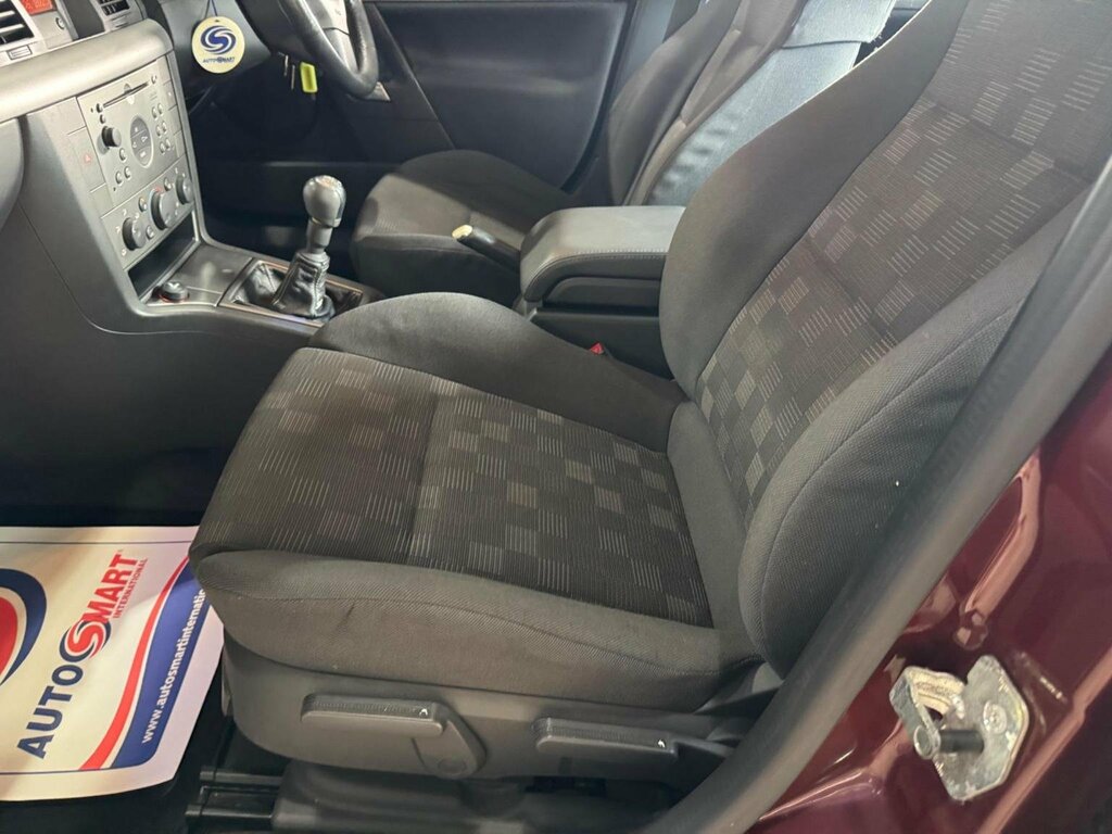 Vauxhall Vectra 1.8I 16V Active Silver #13