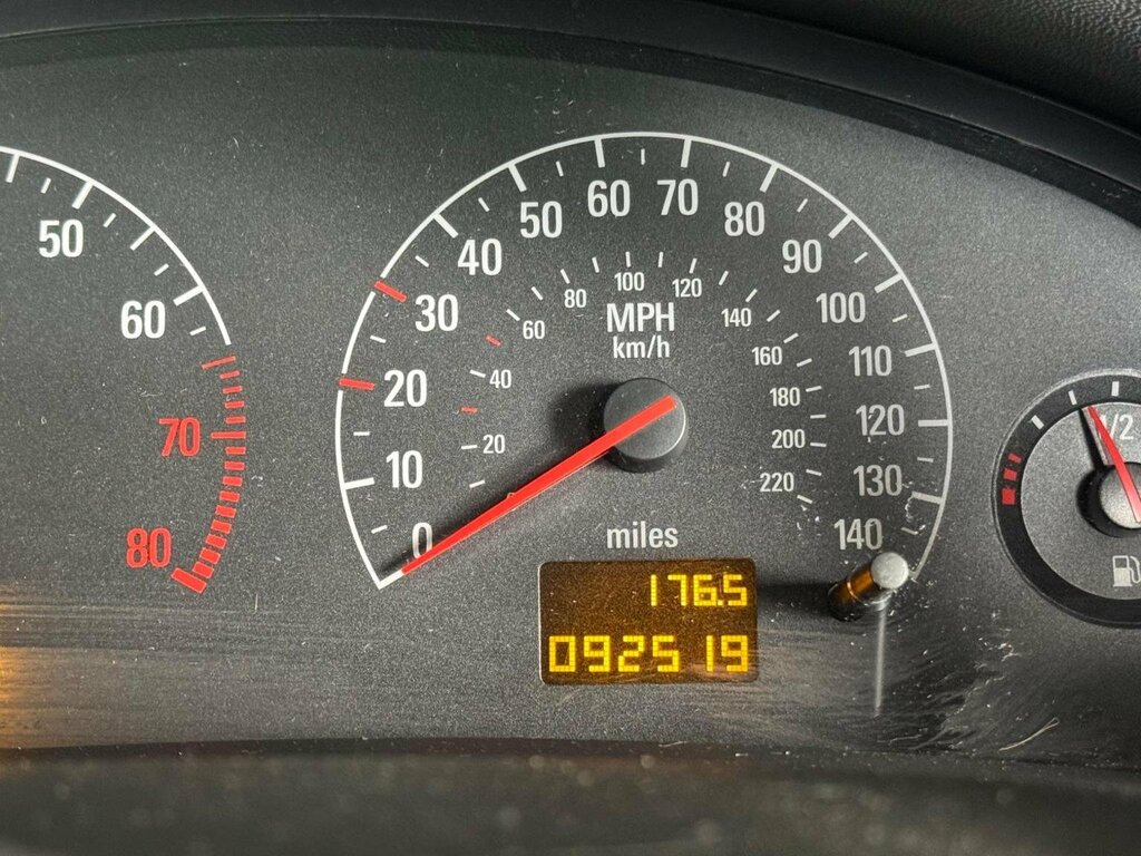 Vauxhall Vectra 1.8I 16V Active Silver #19