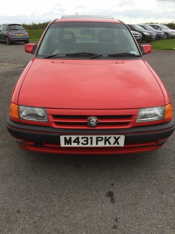 Vauxhall Astra 1.4 Merit White #3