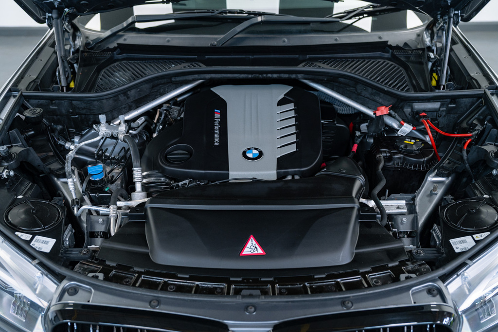 BMW X5 Diesel CK68CVO Grey #3