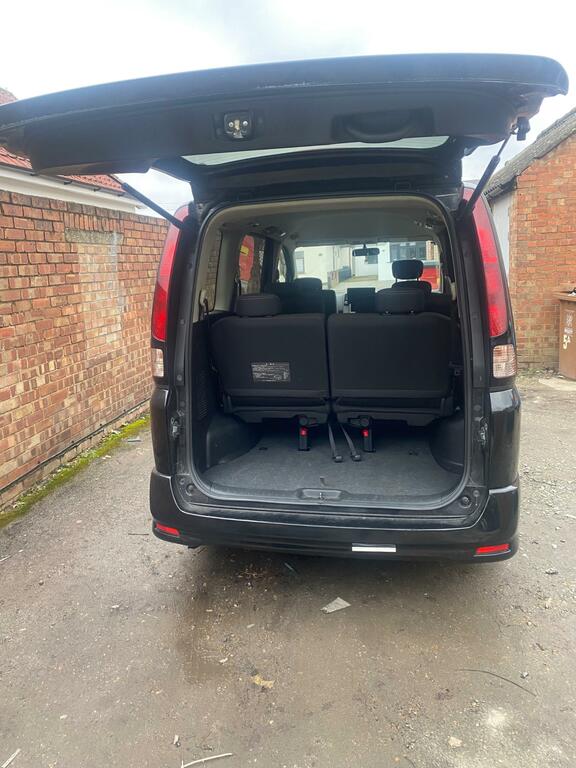 Nissan Serena Automatic #39