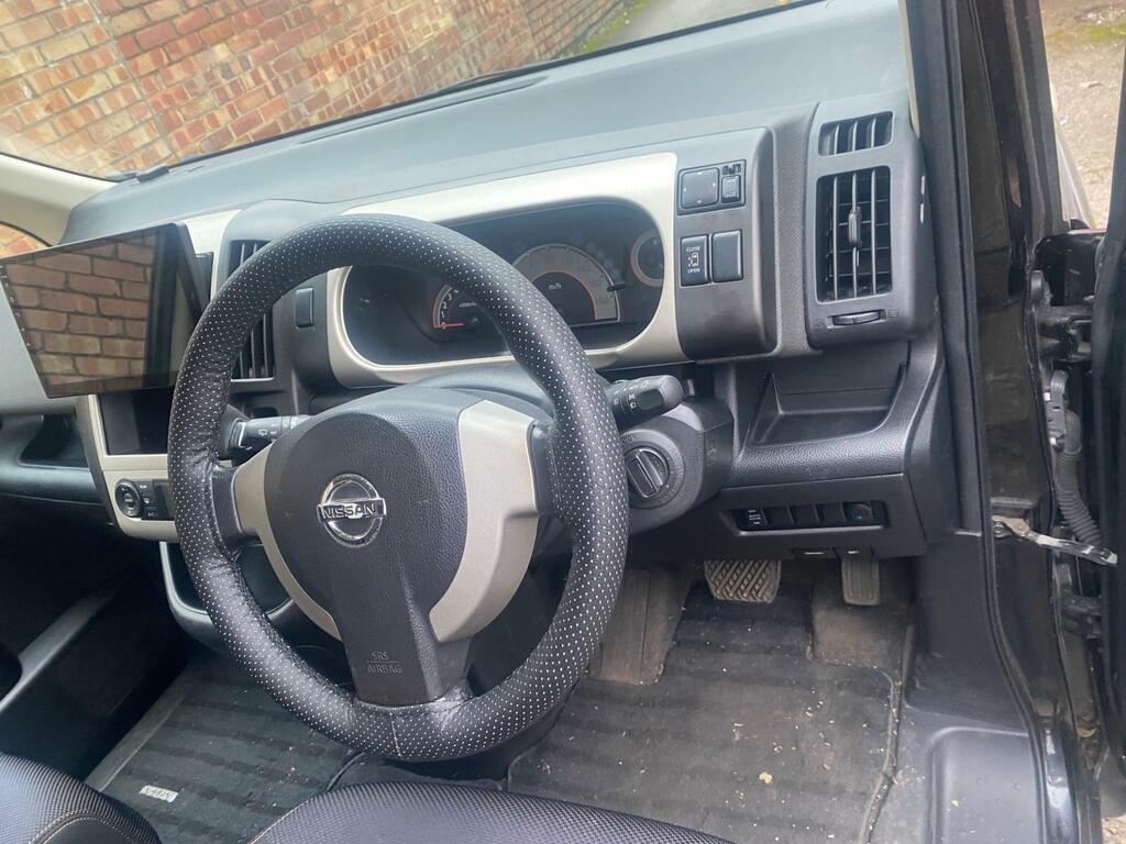 Nissan Serena Automatic #32