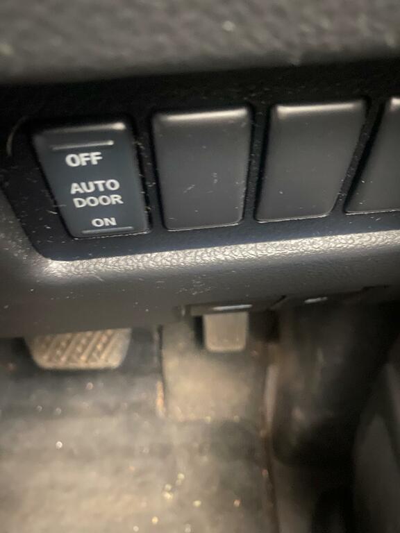 Nissan Serena Automatic #18