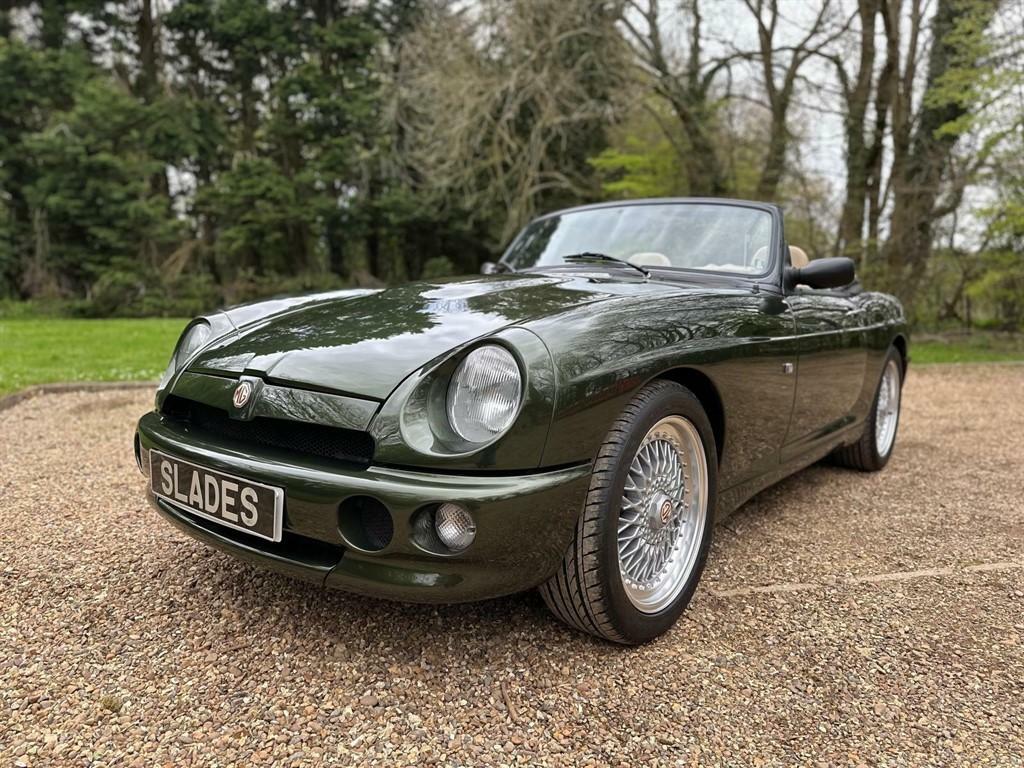 MG RV8   #20