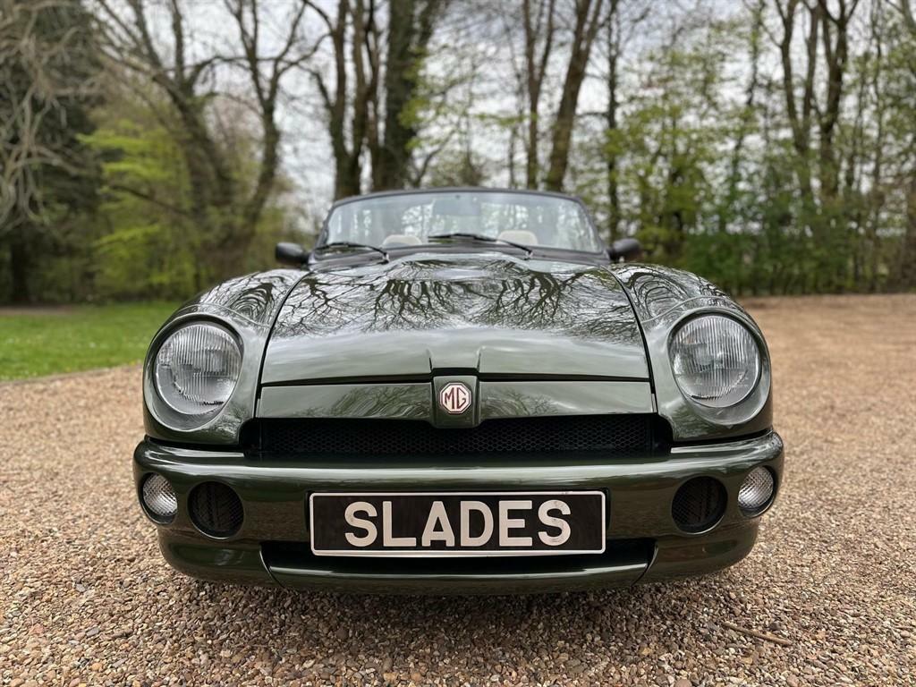 MG RV8   #5