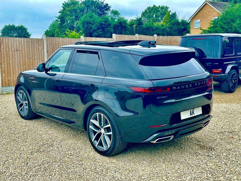 Land Rover Range Rover Sport Autobiography P550e Black #4