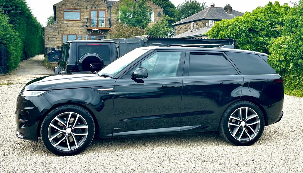 Land Rover Range Rover Sport Autobiography P550e Black #5