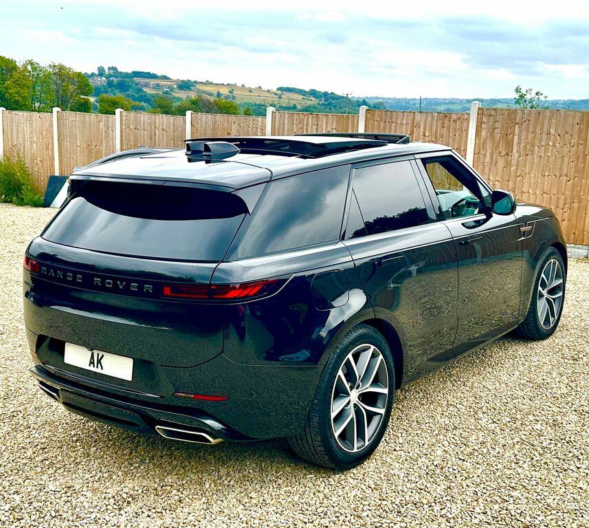 Land Rover Range Rover Sport Autobiography P550e Black #2