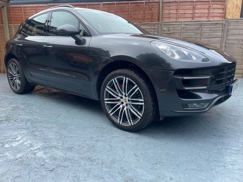 Porsche Macan Turbo Pdk Grey