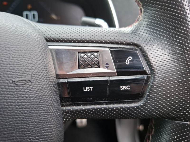 DS DS 7 C 250 D Amg Line White #13