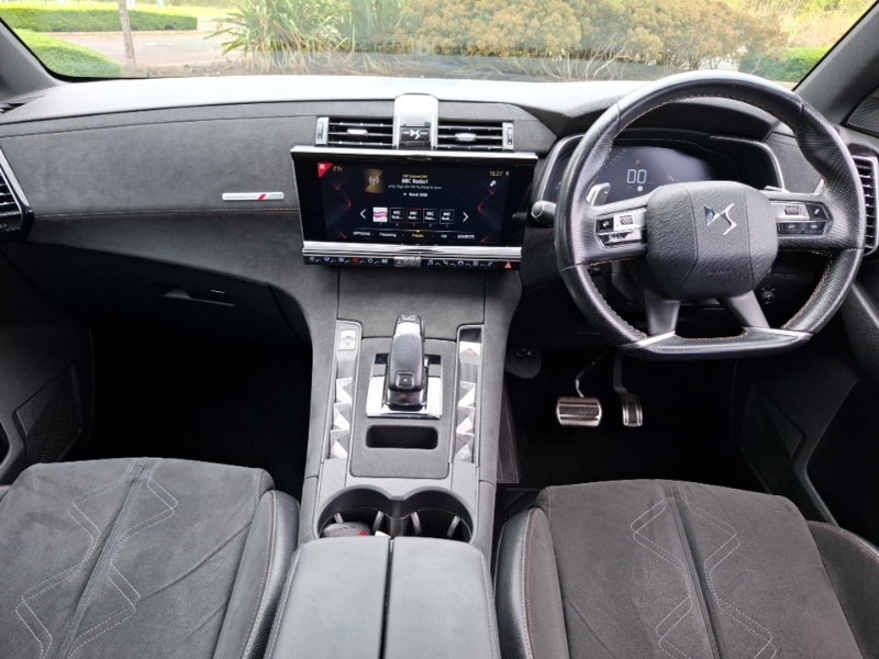 DS DS 7 C 250 D Amg Line White #3