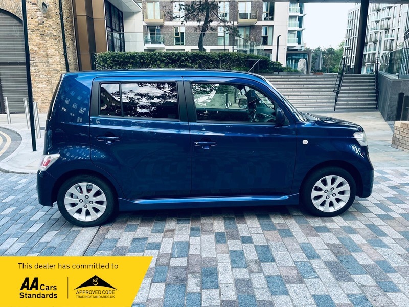 Daihatsu Materia 1.5 Silver #3
