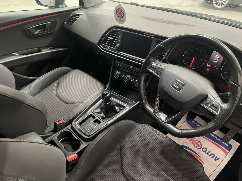 Seat Leon Hatchback 1.5 Tsi Evo Fr Ez Grey #4