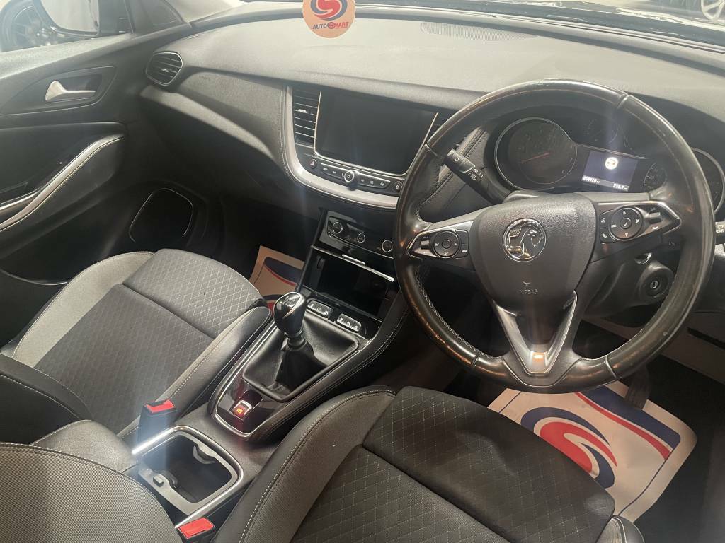 Vauxhall Grandland X Hatchback  Black #5