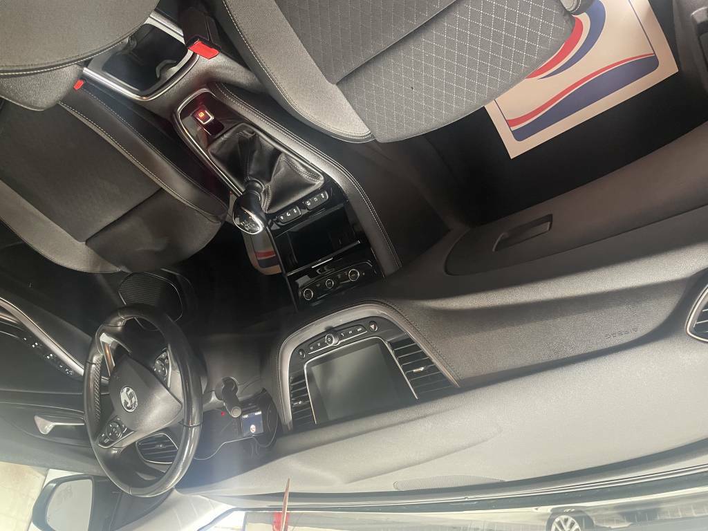 Vauxhall Grandland X Hatchback  Black #4