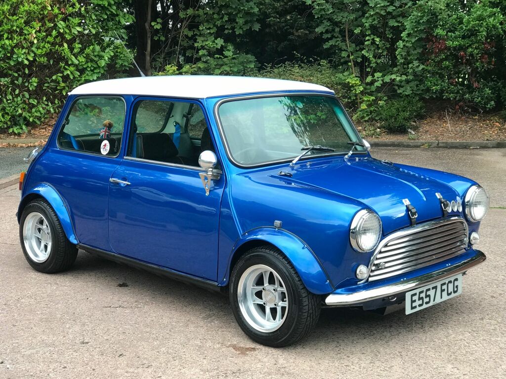 Austin MINI 1.0 Designer 39 Bhp Red #1