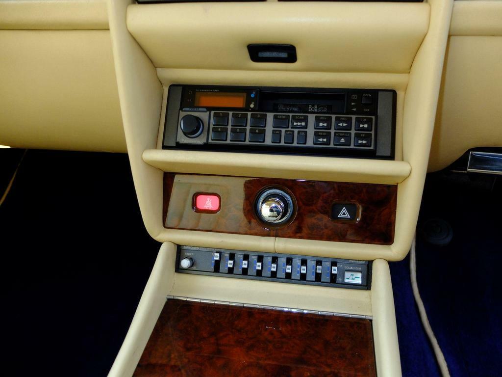 Rolls-Royce Silver Spur 6.8 V8 Blue #10
