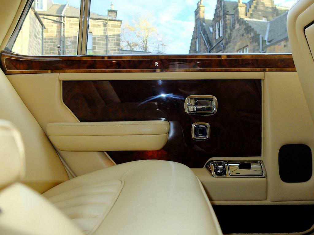 Rolls-Royce Silver Spur 6.8 V8 Blue #18