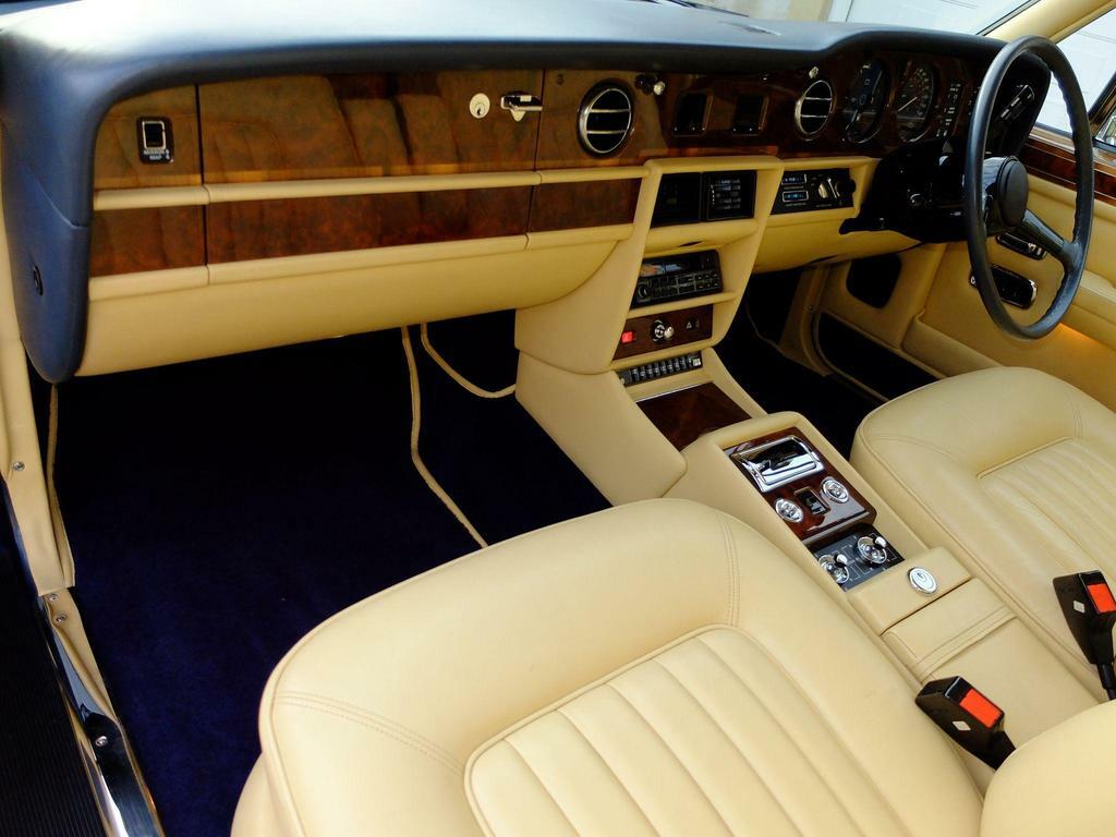 Rolls-Royce Silver Spur 6.8 V8 Blue #8