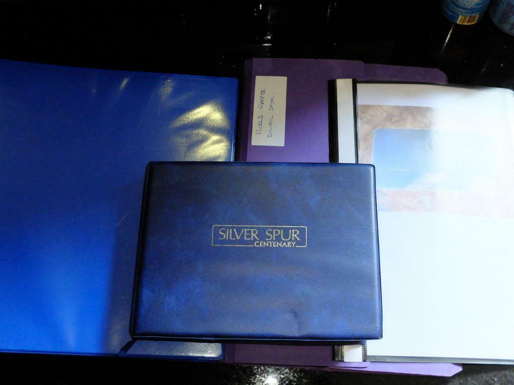 Rolls-Royce Silver Spur 6.8 V8 Blue #24