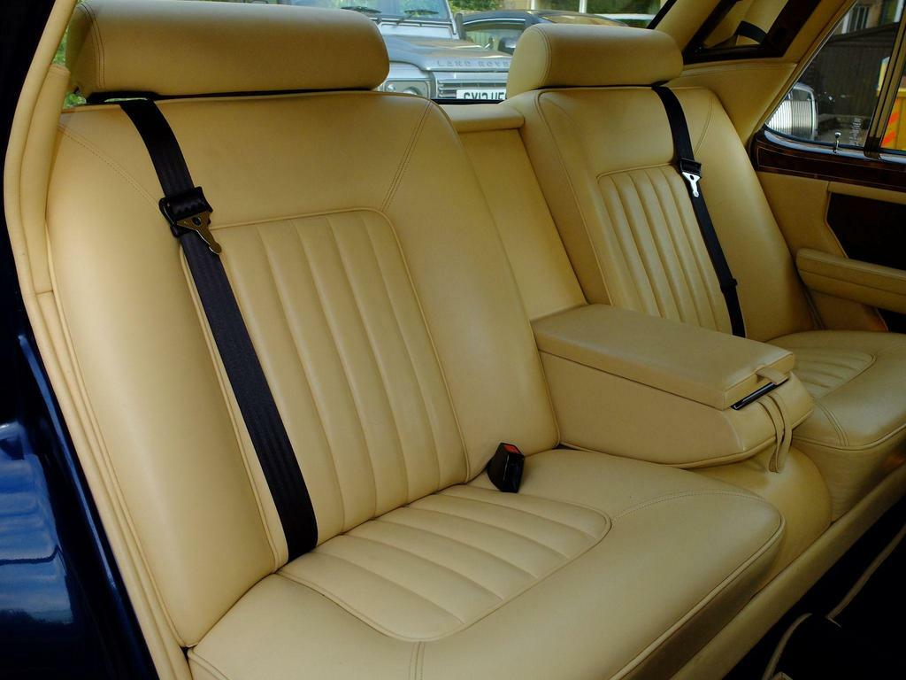 Rolls-Royce Silver Spur 6.8 V8 Blue #17