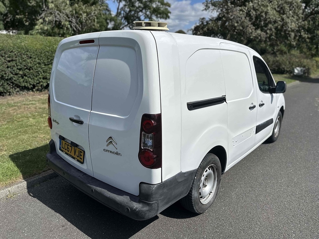 Citroen Berlingo Bluehdi 750 LX U2795 Ulez LC67VJE White #3