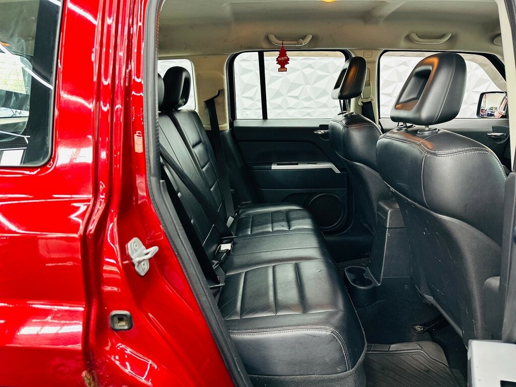 Jeep Patriot  Silver #16